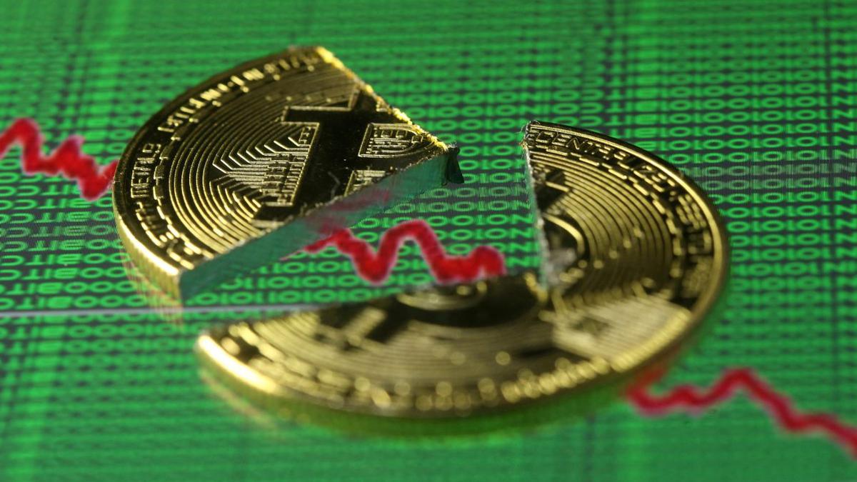 Bitcoin slides below $40,000 after China's fresh crypto curbs