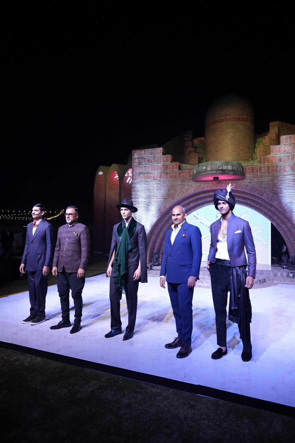 (L-R) Naveen Pishe and Ketan Pishe.