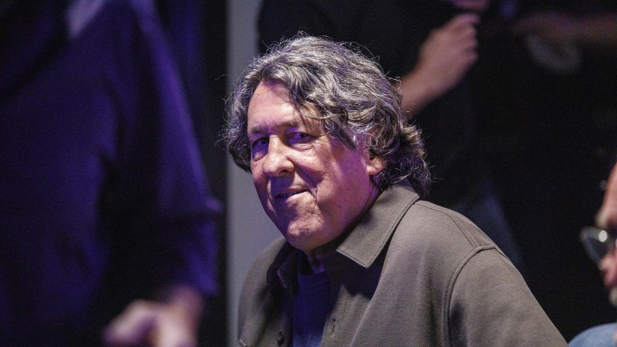 Review of filmmaker Cameron Crowe’s memoir The Uncool