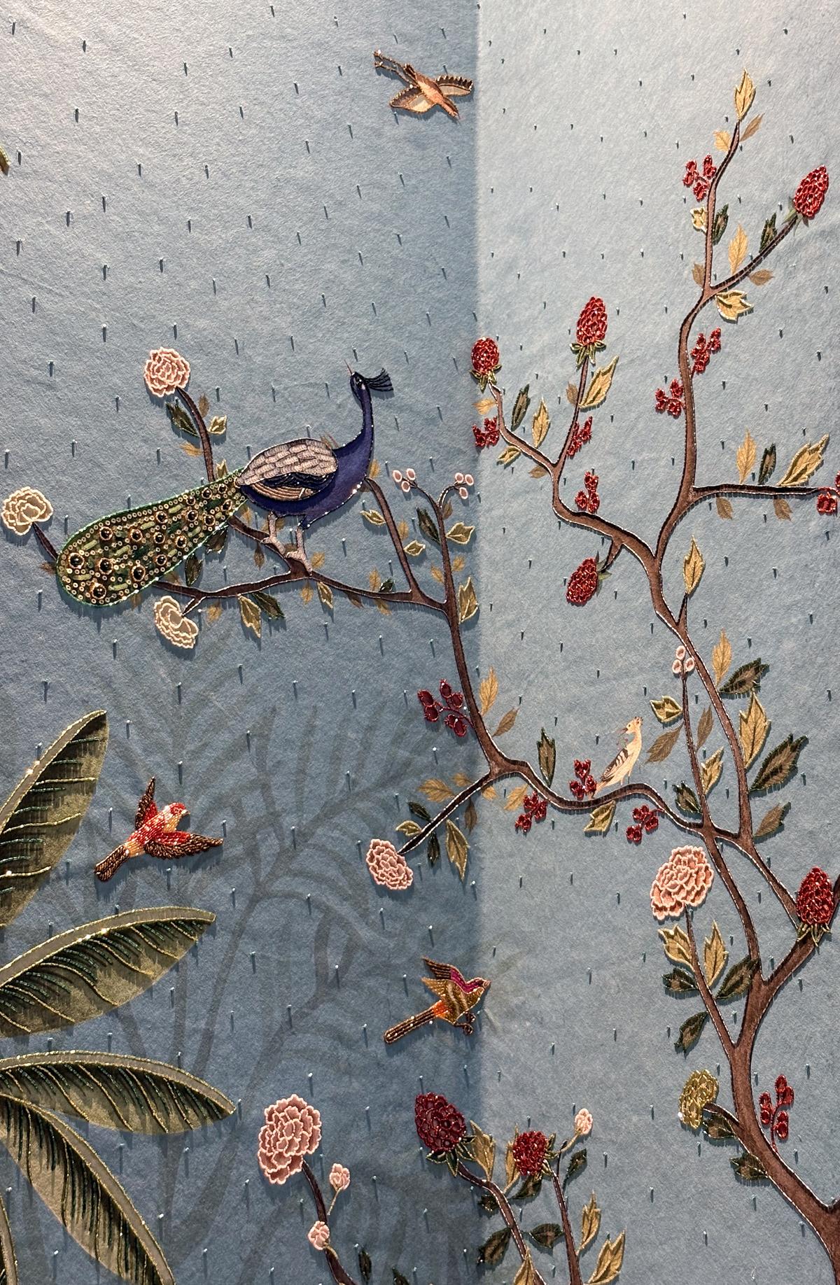 कलाकारी हाथ से वॉलपेपर।