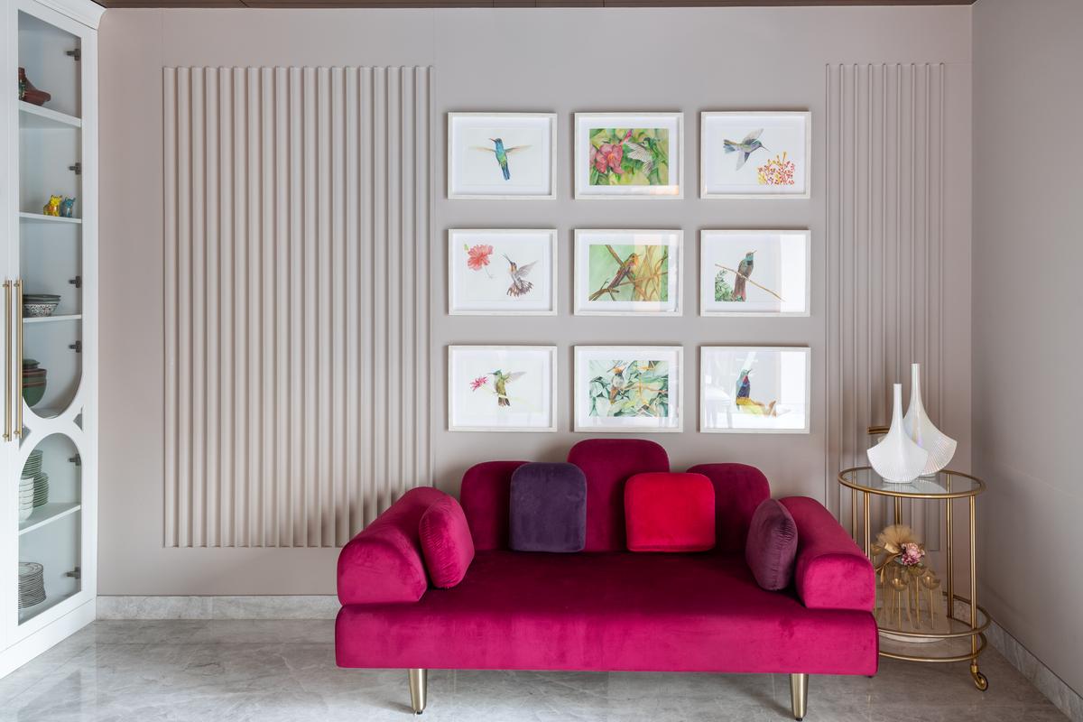 Creating delicate stories in living areas with watercolour illustrations of flora and fauna. Creating delicate stories in living areas with watercolour illustrations of flora and fauna.