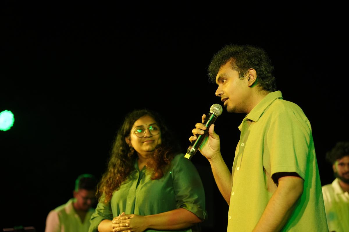 Mentor-musician Charu Hariharan (left) on stage. 