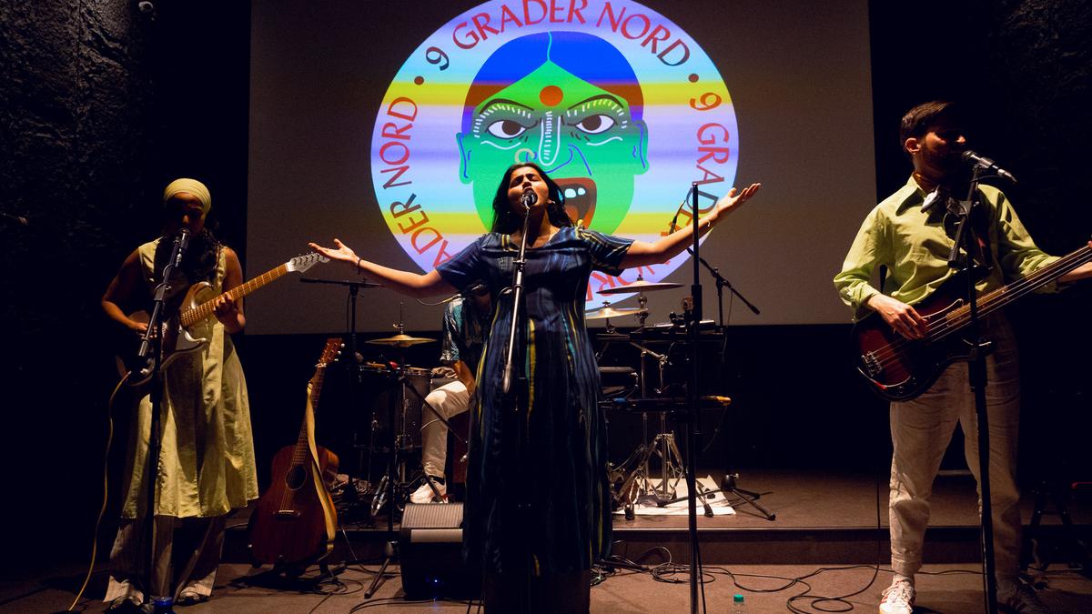 Singing in Tamil, across borders