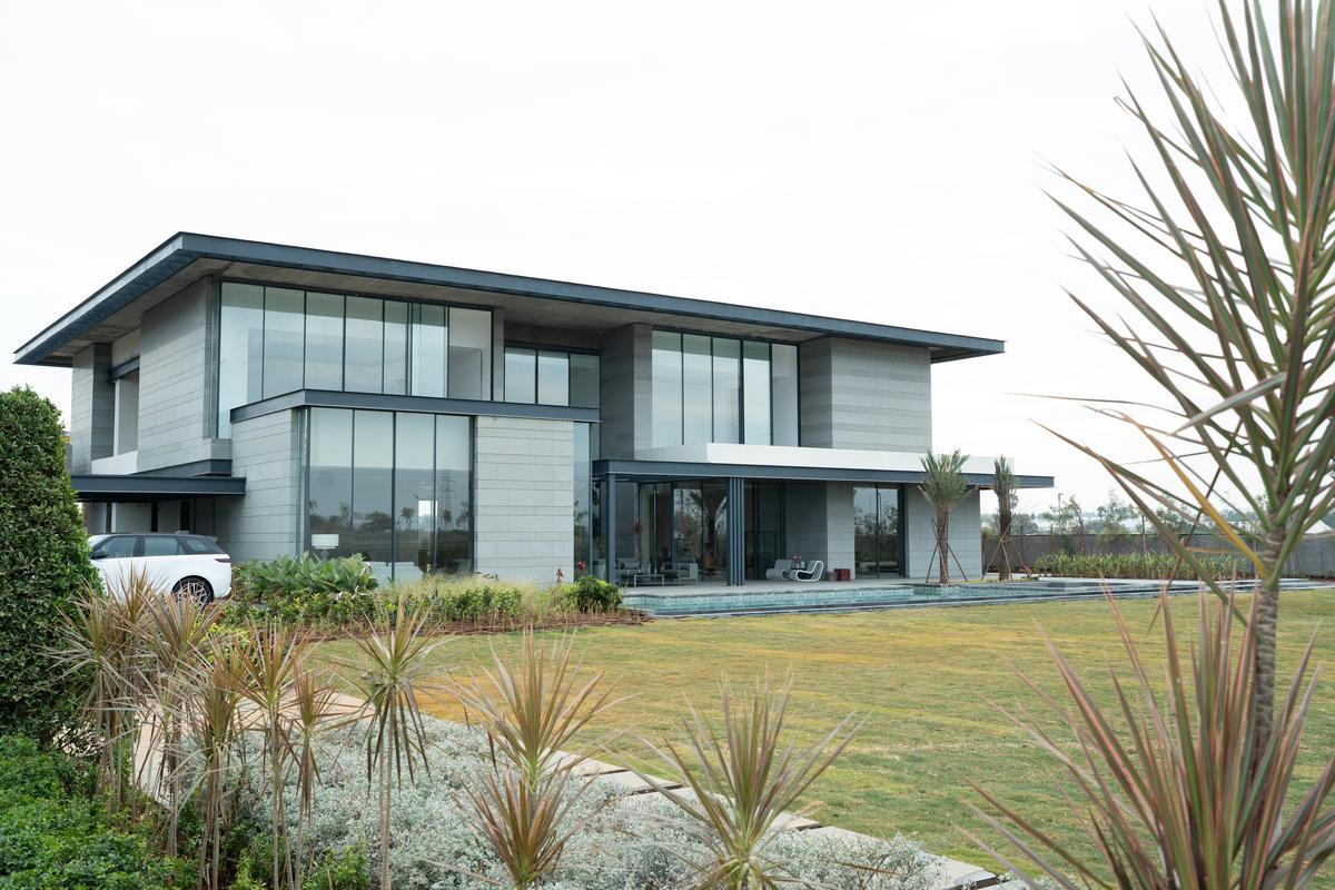 The show villa set against the rolling landscape. The show villa set against the rolling landscape.