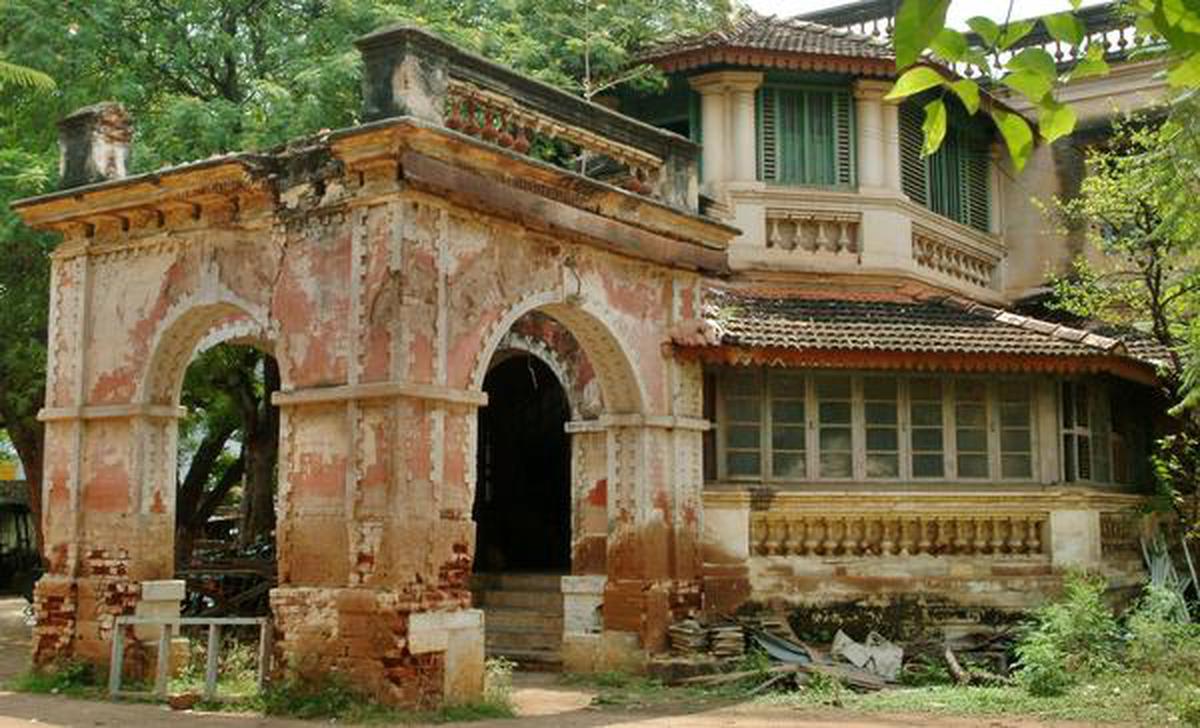 Nostalgic tales of Dak Bungalows - The Hindu