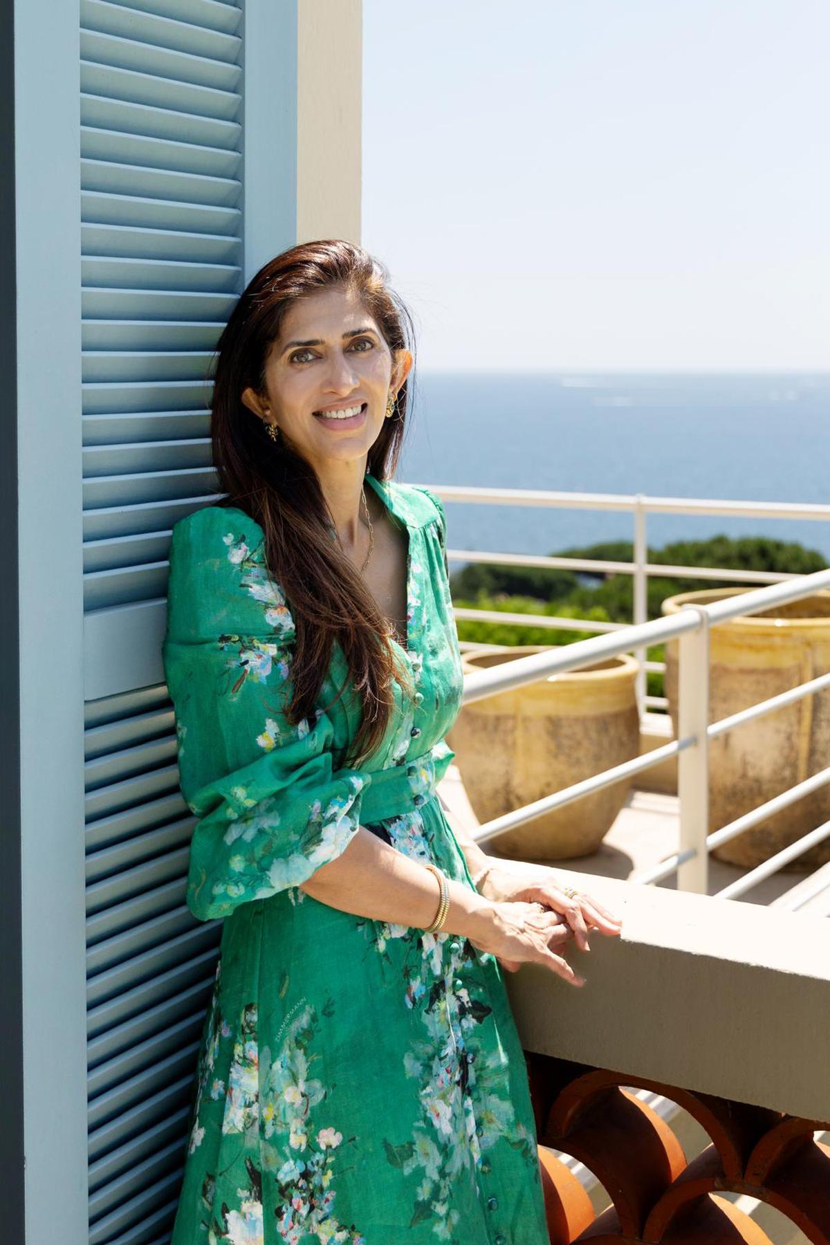 Gayatri Hingorani Dewan. 