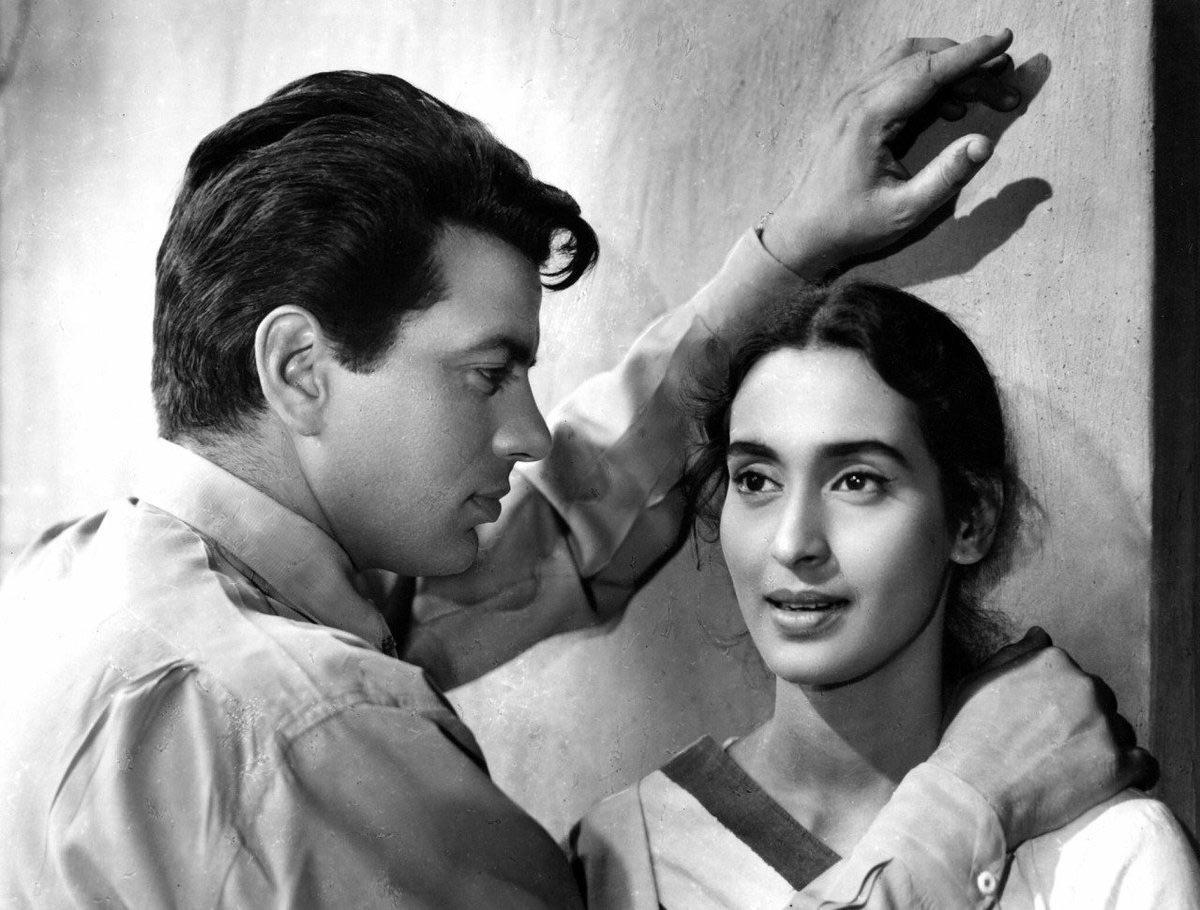 Dharmendra with Nutan in Bimal Roy’s Bandini (1963). 