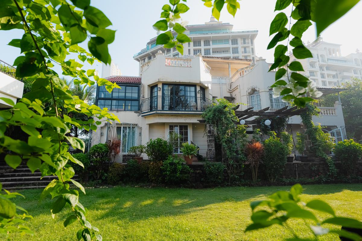 Archana Puran Singh’s home.