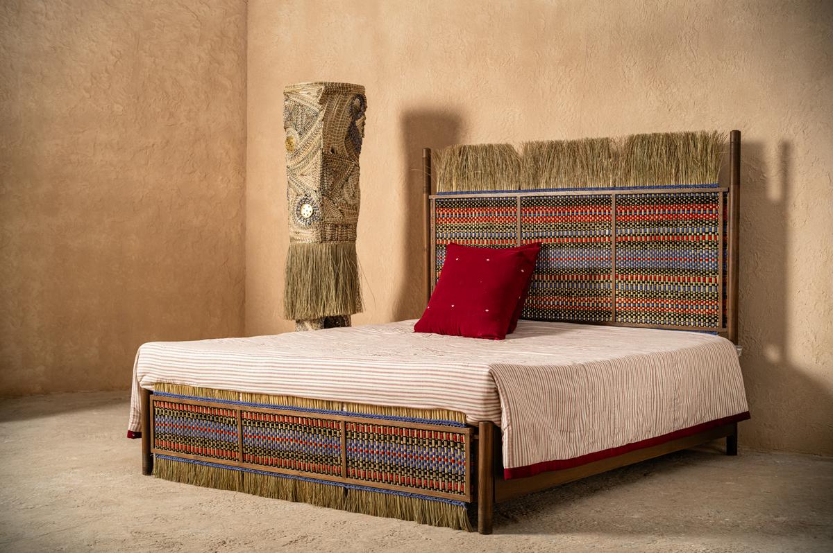 Niraba niva bed Niraba niva bed