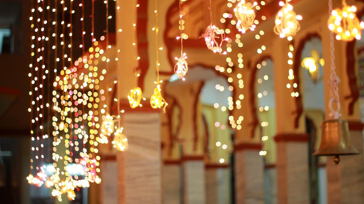 Diwali 2025 | Essential lamps and home accents