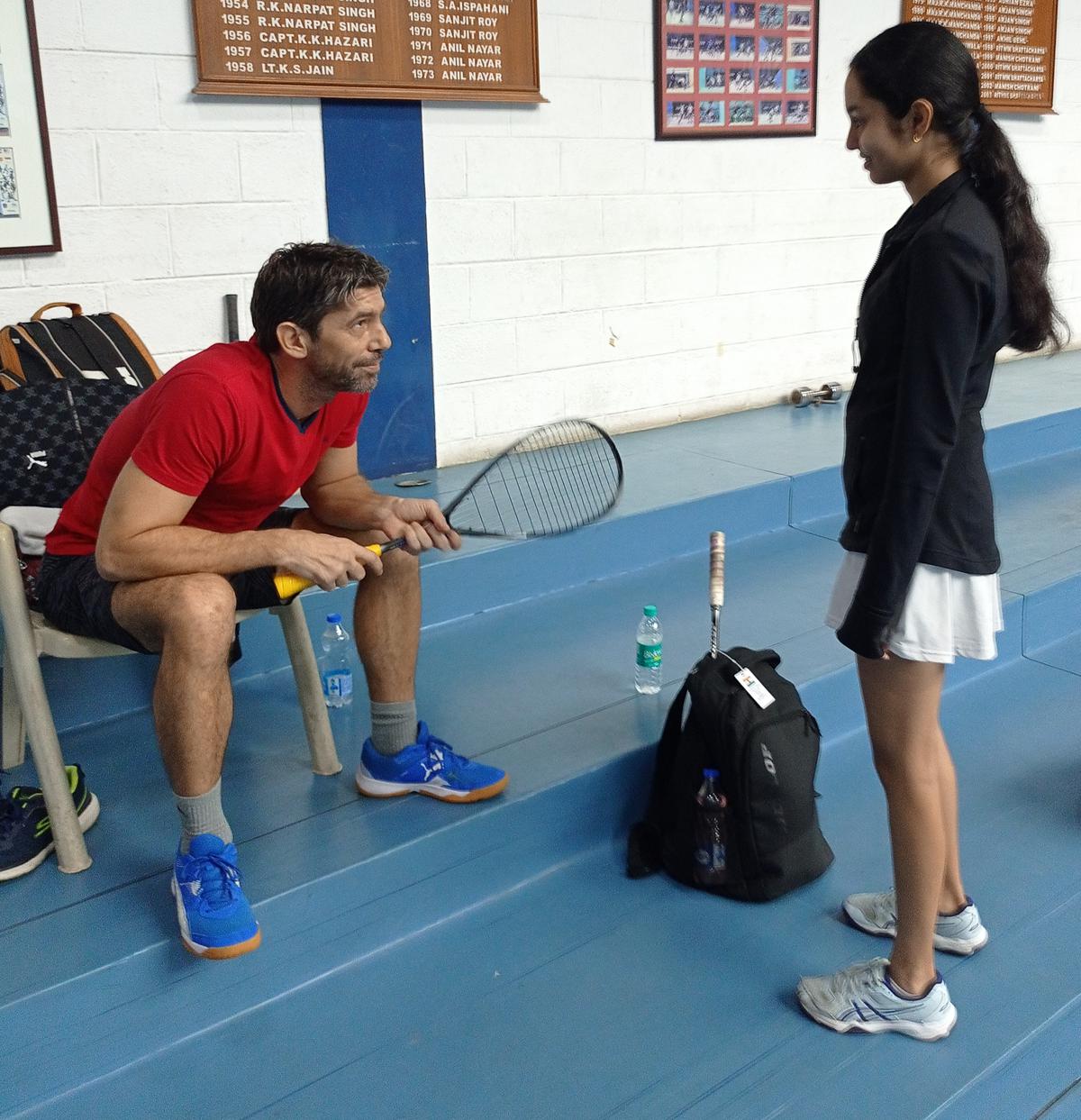 Anahat Singh with her coach Stephane Galifi at the HCL 79th National squash championships in the Indian Squash & Triathlon Academy (ISTA), Chennai on Tuesday, November 21, 2023.
