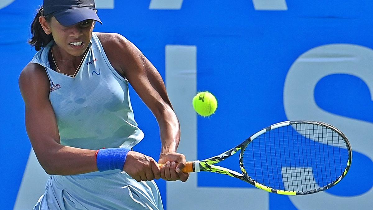 Maaya Rajeshwaran races past fourth seed Lakshmi Prabha