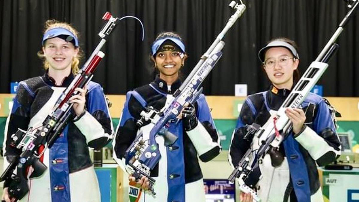 Elavenil Valarivan wins air rifle gold in Rio World Cup