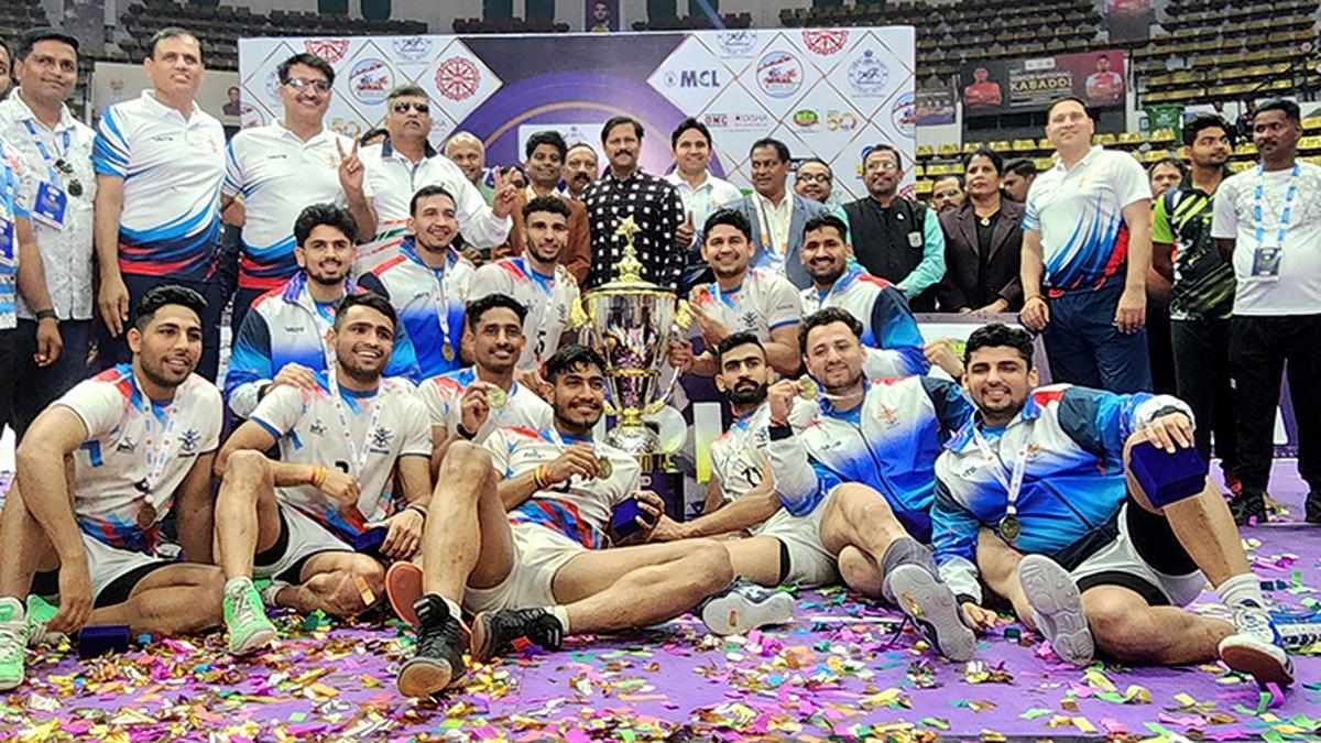 Naveen-led Services pips Railways to win title