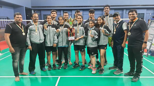 TN shuttlers claim junior mixed team title