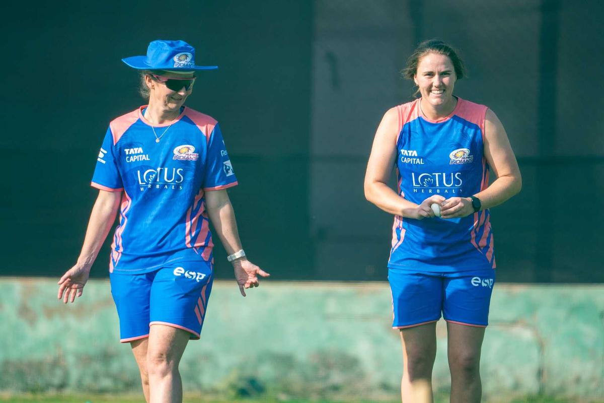 Coach’s dream: Nat Sciver-Brunt’s humility and work ethic make her a joy to train with, says Edwards. | Photo credit: Mumbai Indians