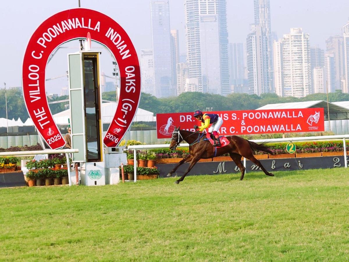 Fynbos, con Vivek G a horcajadas, cruza la línea de meta con estilo en el Villoo C. Poonawalla Indian Oaks (Gr. 1).