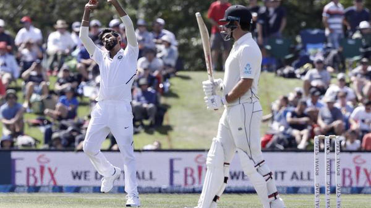 NZ vs IND second Test | Indian bowlers hit back with 5 wickets before lunch on day 2