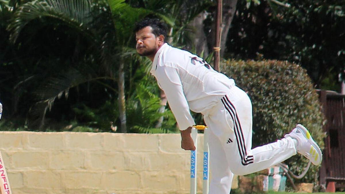 सौरभ कुमार: 2021 में इंग्लैंड के खिलाफ भारत के लिए नेट गेंदबाज, 2024 में टीम के सदस्य
