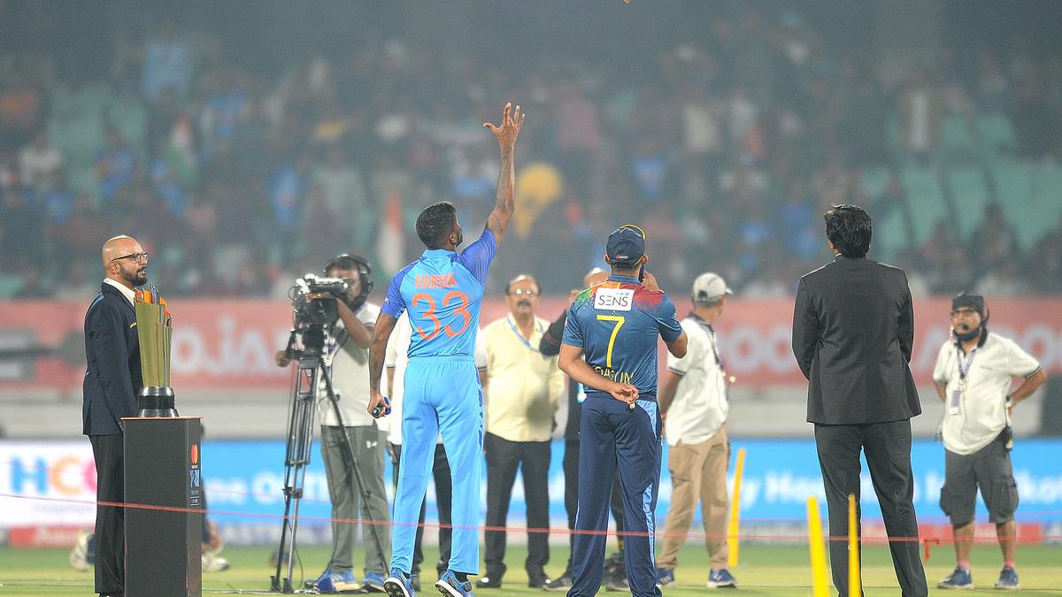 Ind vs SL third T20 international | India opts to bat in final T20I against Sri Lanka