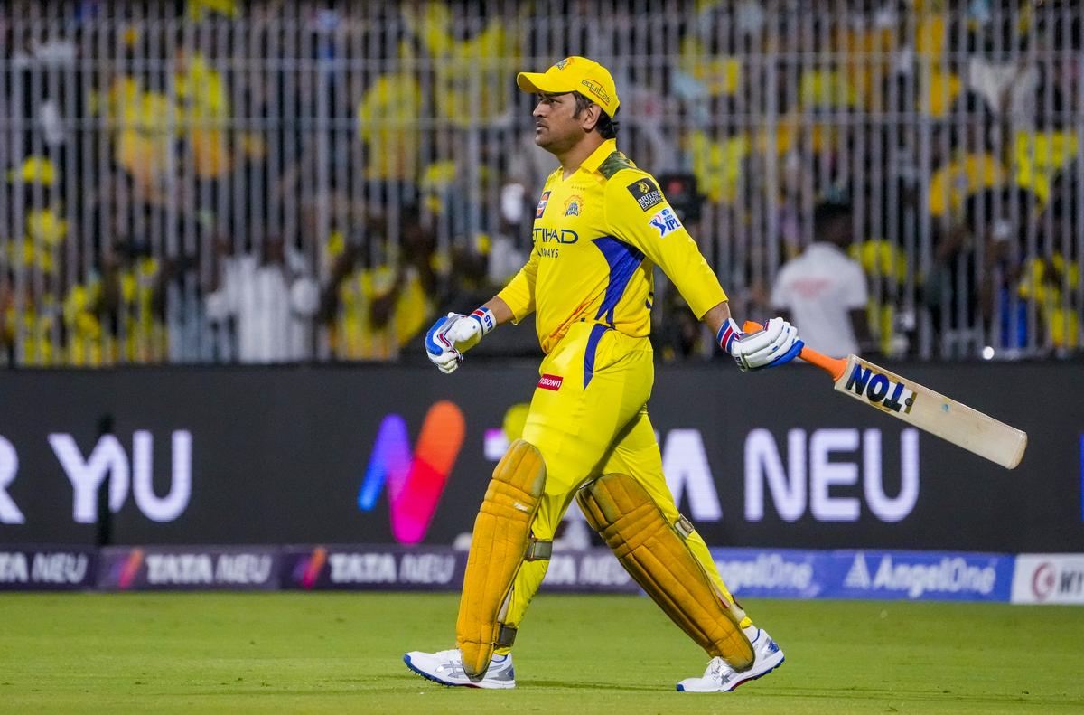 IPL 2025: Fans' obsession for Dhoni is strange, does not serve the game  well, says Ambati Rayudu - The Hindu