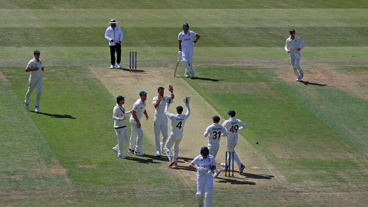 The Ashes 2023 | England in trouble in third test and trails catchy Australia