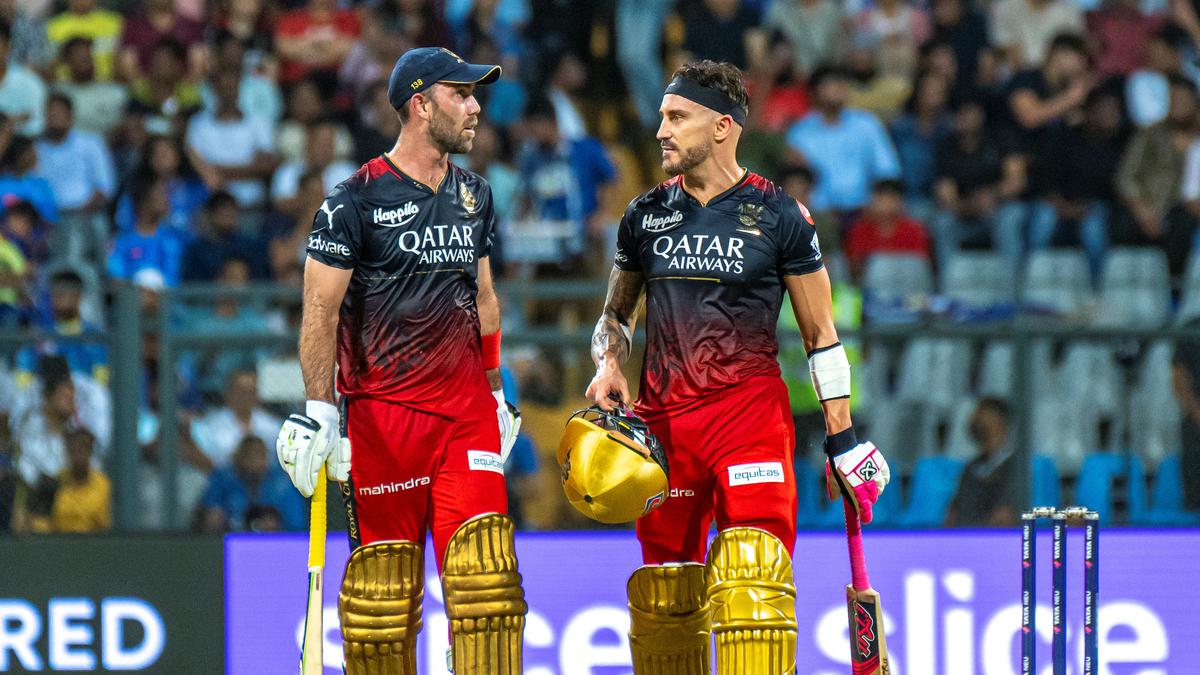 IPL 2023: MI vs RCB | Du Plessis, Maxwell fifties power Bangalore to competitive total