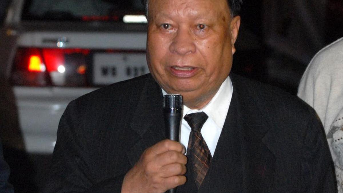 https://th-i.thgim.com/public/sport/cricket/juiwiu/article70044736.ece/alternates/LANDSCAPE_1200/Lapang1.jpg