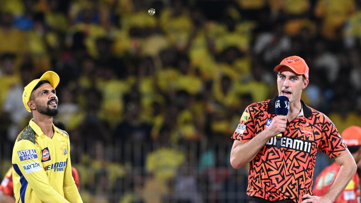 Pat Cummins Wins Toss, SRH Elects to Bowl First Against CSK