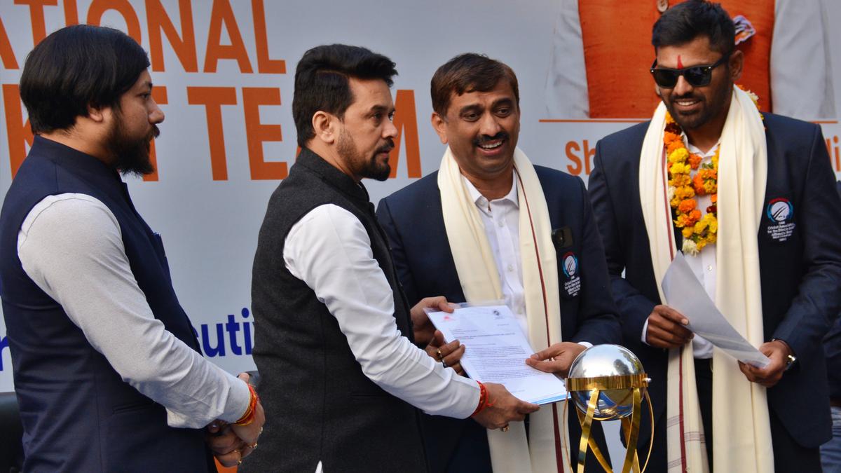 Sports Minister felicitates Blind Cricket World champions