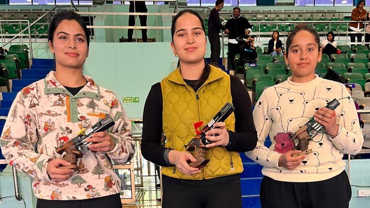 SHOOTING | Rhythm Sangwan beats Manu Bhaker in shoot-off in sports pistol