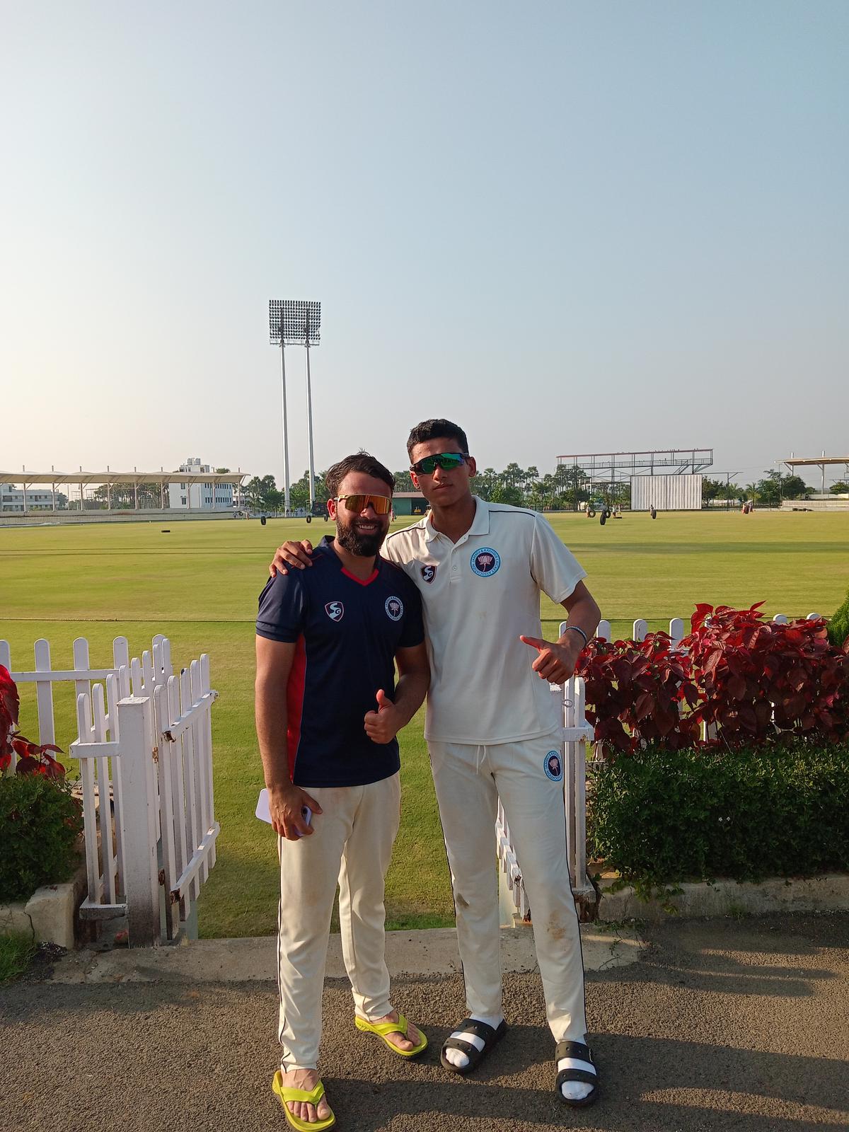 Left-arm spinners Abid Mushtaq and Vanshaj Sharma shone with the ball for Jammu & Kashmir on day one of the Group-D match versus Pondicherry in the sixth round of the Ranji Trophy in Puducherry on February 9, 2024.