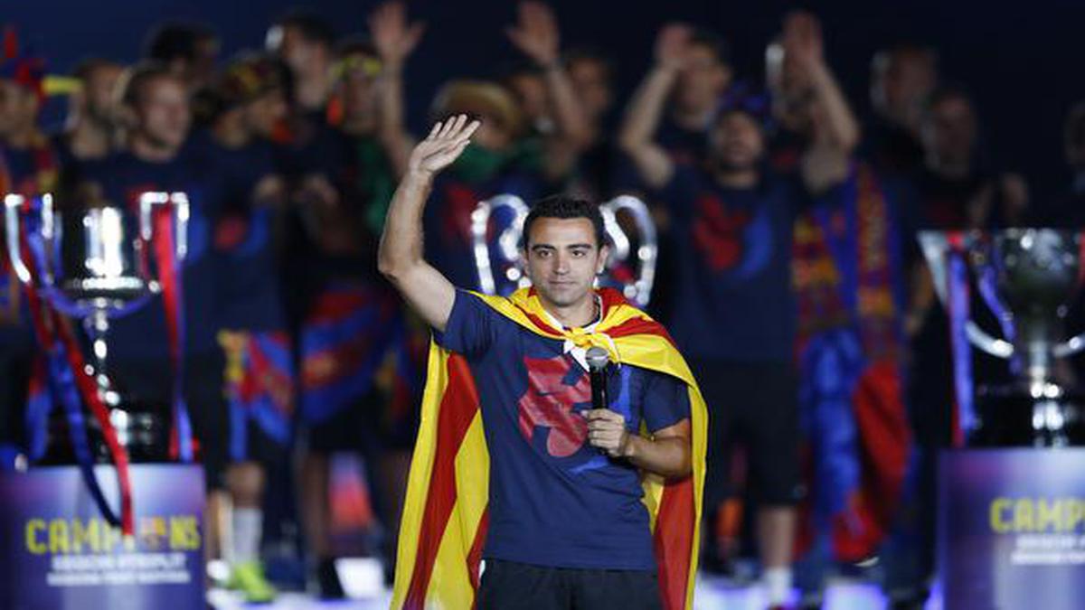 Xavi back at Barcelona, named head coach until 2024