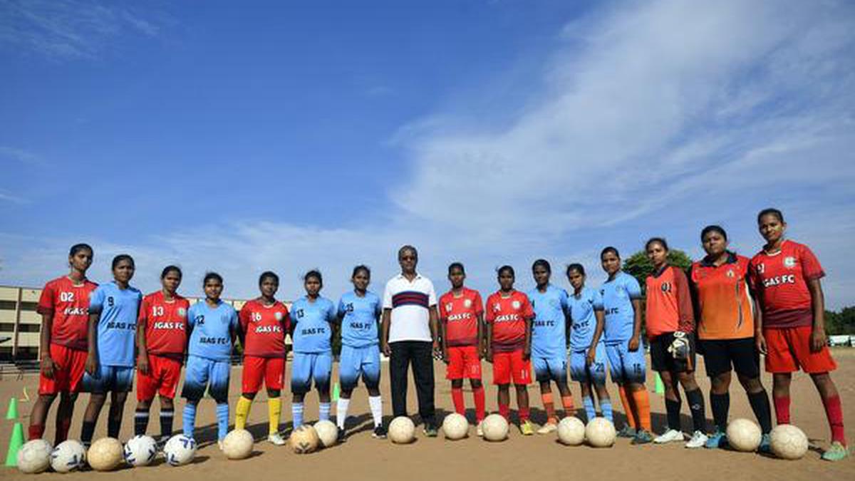 Exploring the Tamil Nadu football team