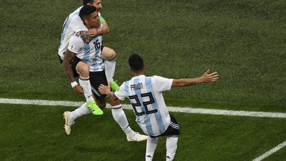 Marcos Rojo speaks on 2018 World Cup, his goal vs. Nigeria