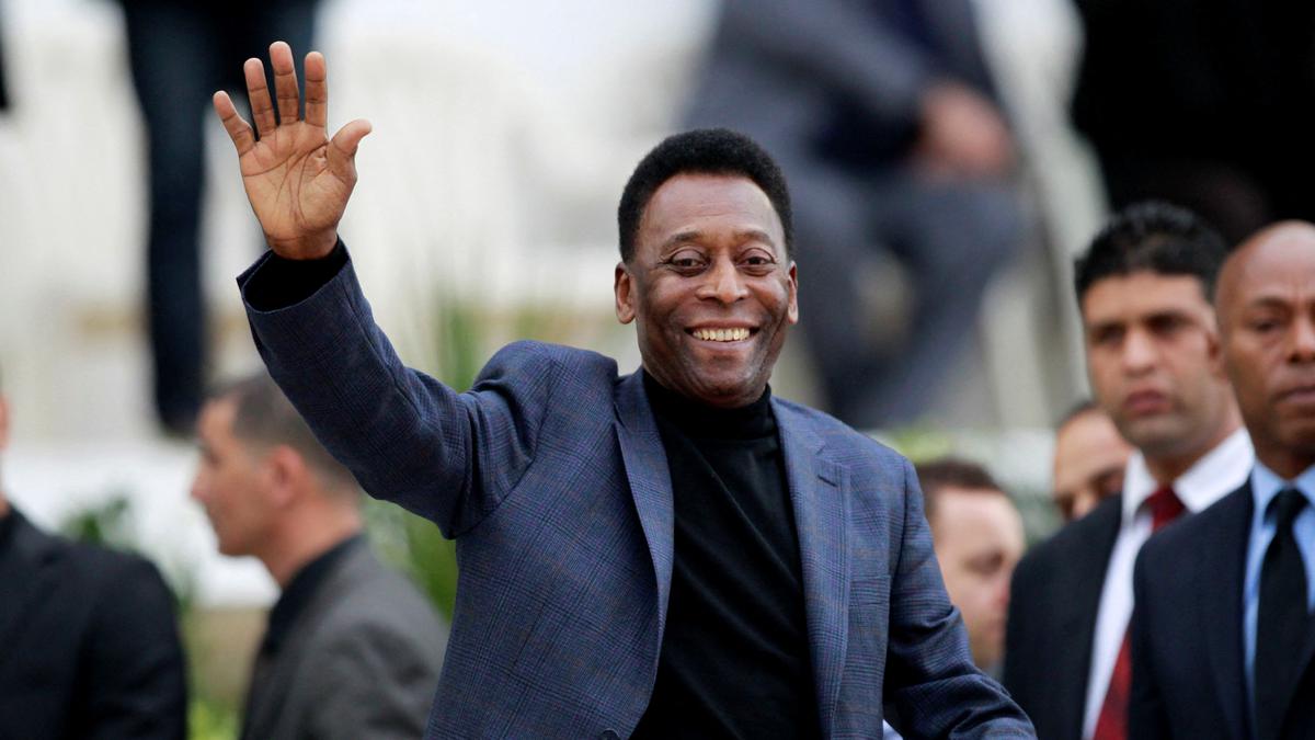 Pelé, Brazil's mighty king of ‘beautiful game,' passes away