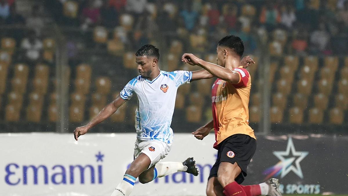 Super Cup final | Goa shoots out East Bengal, defends title