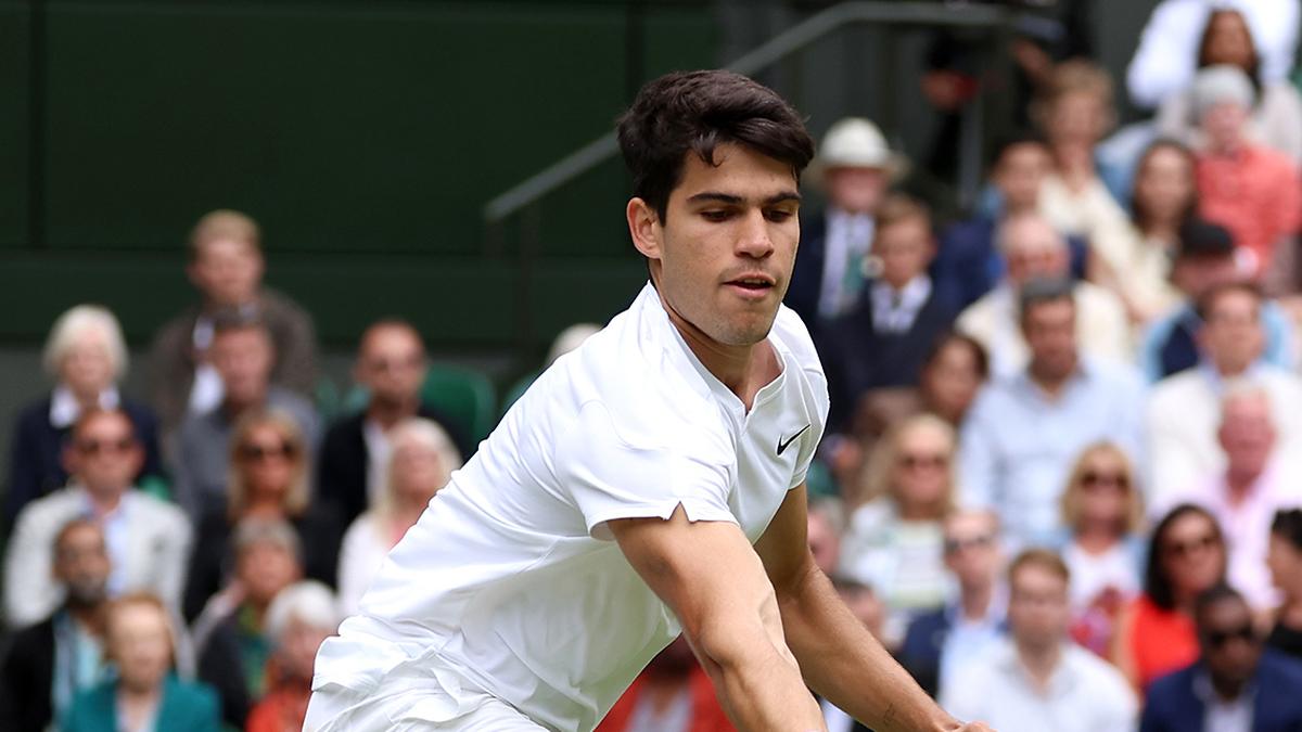 Wimbledon | Alcaraz overcomes the initial jitters, powers past Medvedev