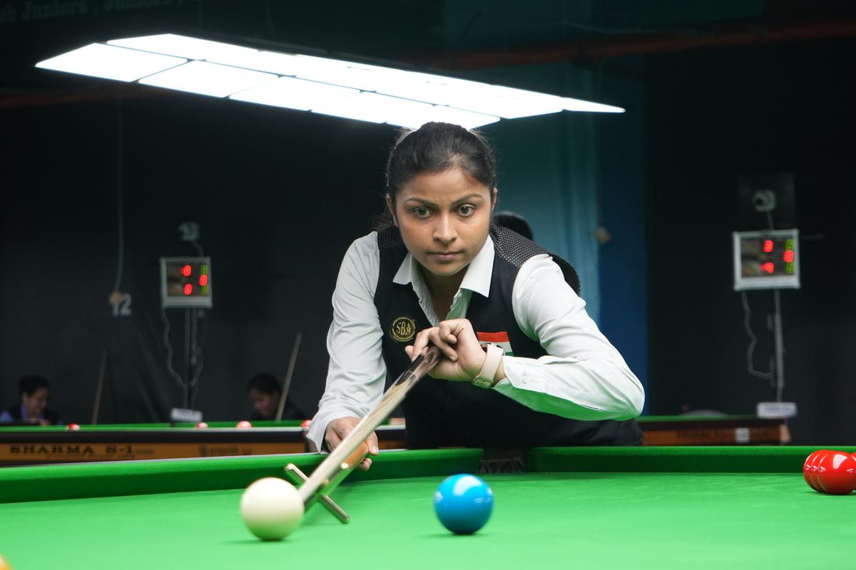 Amee Kamani, who won the women’s 6-red snooker title in Chennai on Sunday, December 10, 2023.