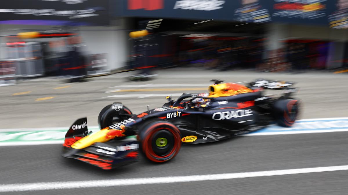 Verstappen takes pole position at Japanese GP for third year in a row