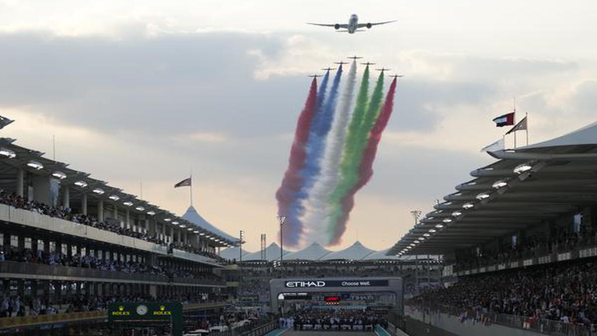 F1 bans pre-race military flypasts, Red Arrows get exemption