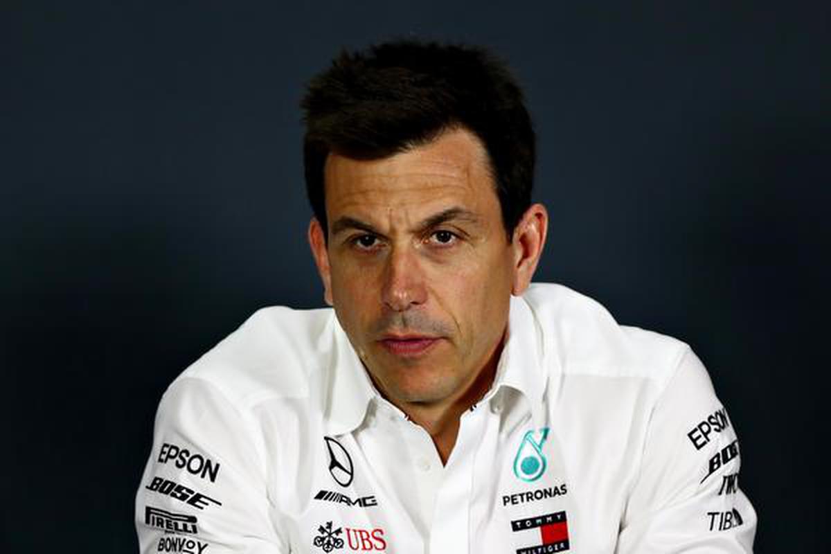 FTX fall left Mercedes in 'utter disbelief', says Wolff