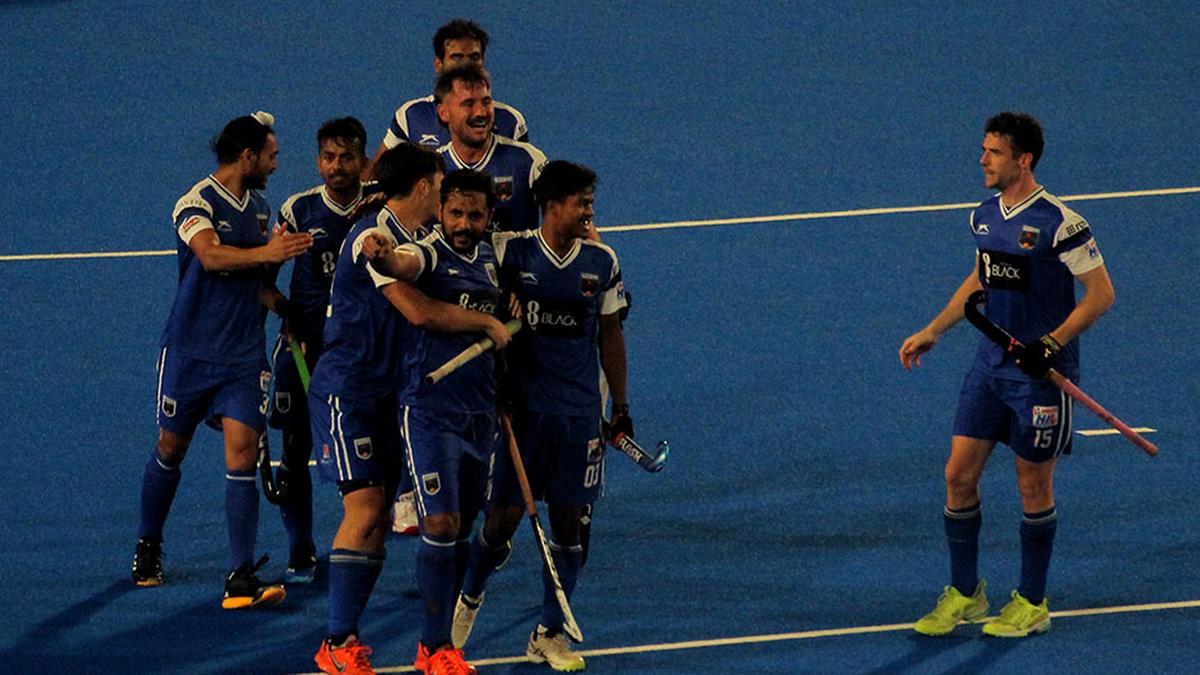 HIL | Harmanpreet, Vanasch break Pipers’ hearts in last-gasp win
