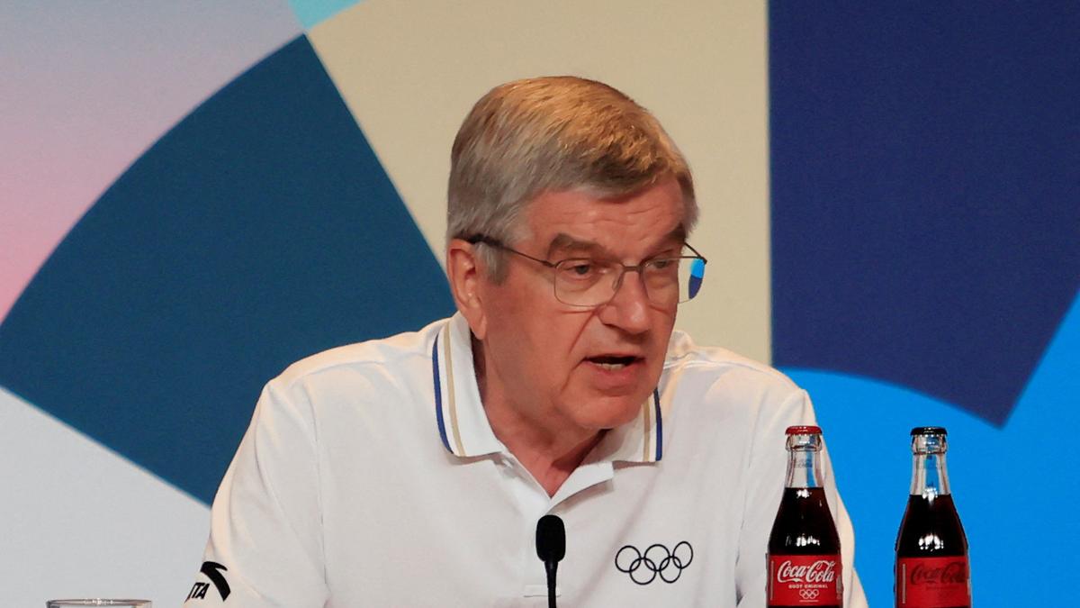 IOC chief Thomas Bach says boxing should be in LA Olympics, with conditions