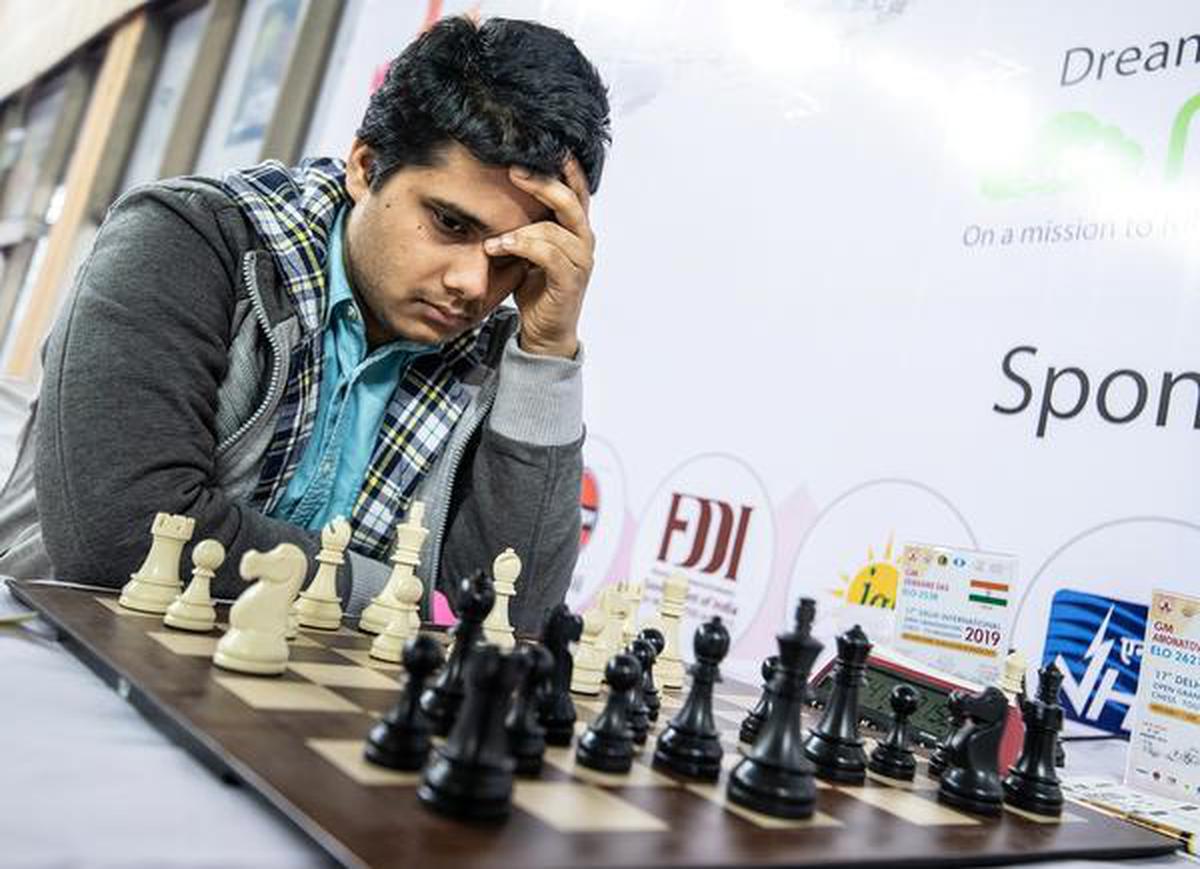 GM Ziaur maintains lead at International Rating Chess