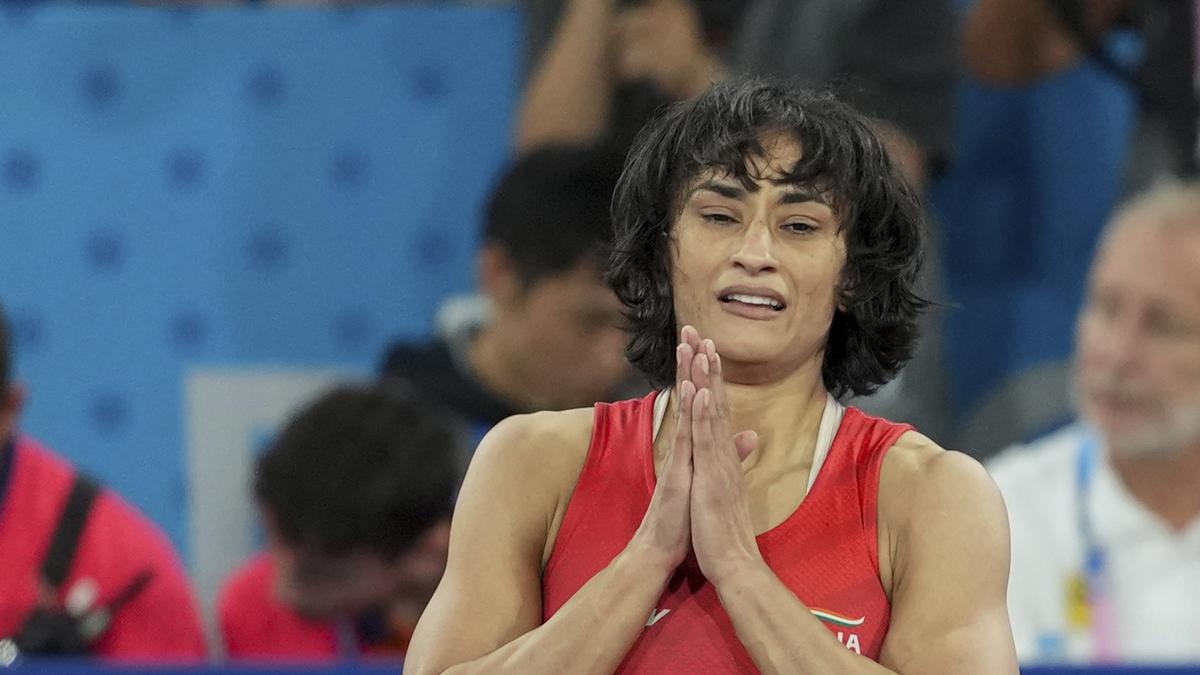 Could have competed till 2032 under different circumstances, says Vinesh in emotional post