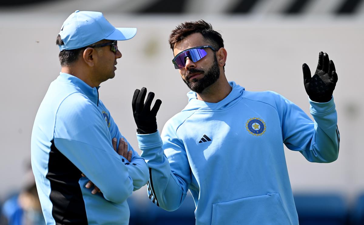 Future-proofing essential: Given the demands of building squads capable of winning the 50-over and T20 World Cup as well as qualifying for the final of the 2023-25 WTC cycle, coach Rahul Dravid will have to sit down with senior players such as Virat Kohli to chart the way forward. | Photo credit: Getty Images