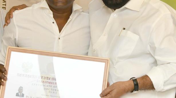 I.M. Vijayan felicitated by Kerala Education Minister