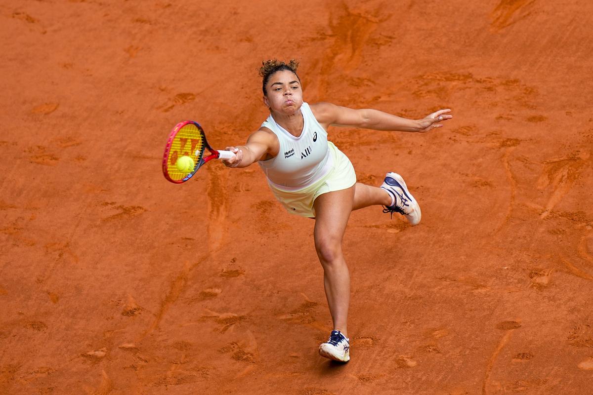 No quit in her: Paolini’s ability to get to nearly every ball and come out ahead in baseline exchanges makes her a frustrating player to encounter. | Photo credit: Getty Images