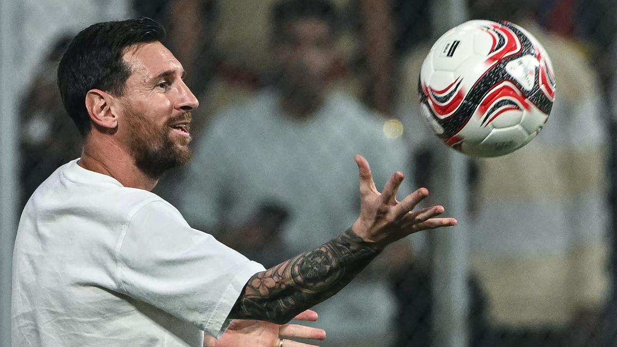 The Messi odyssey: of hard-earned memories and clicks